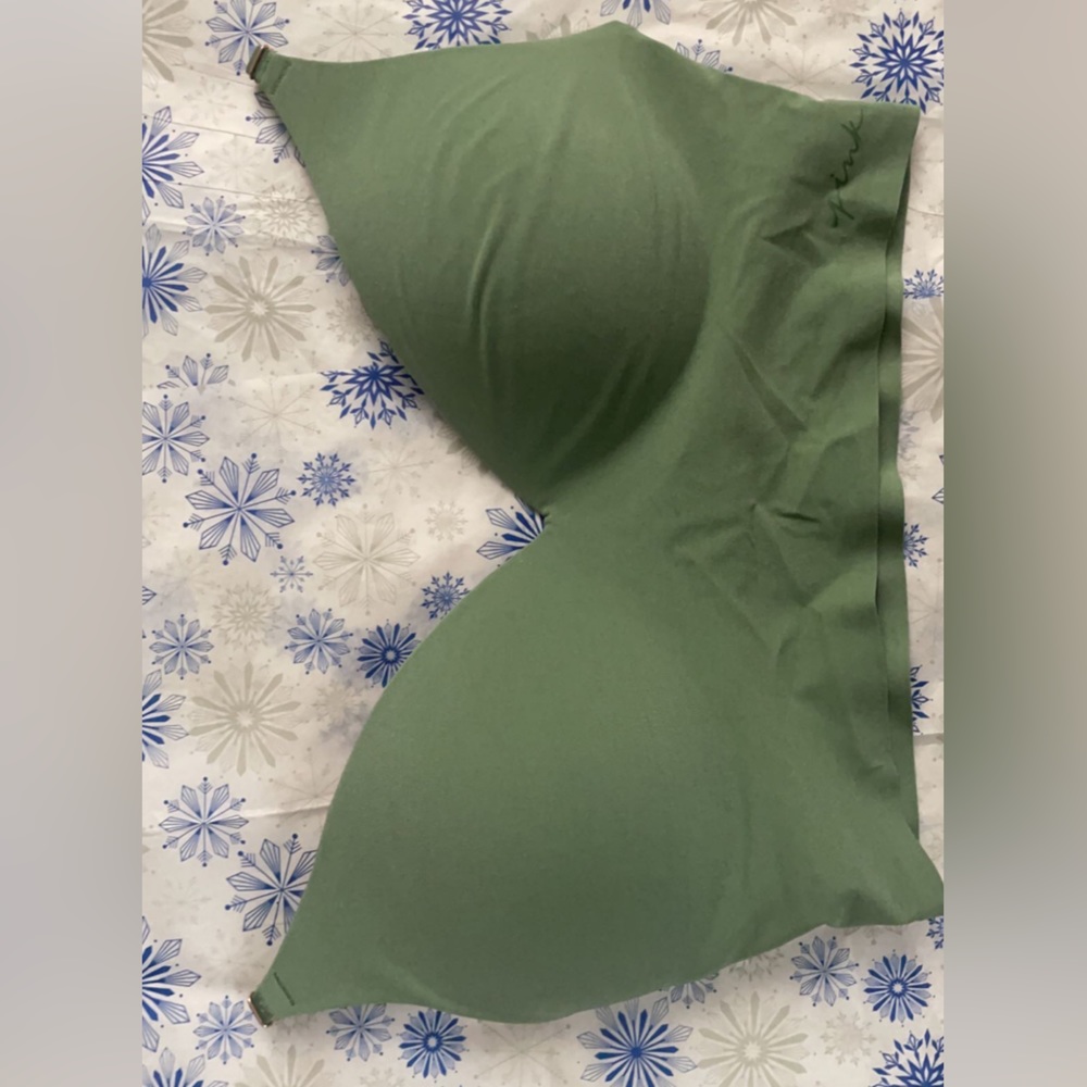 Victoria’s Secret bralette.